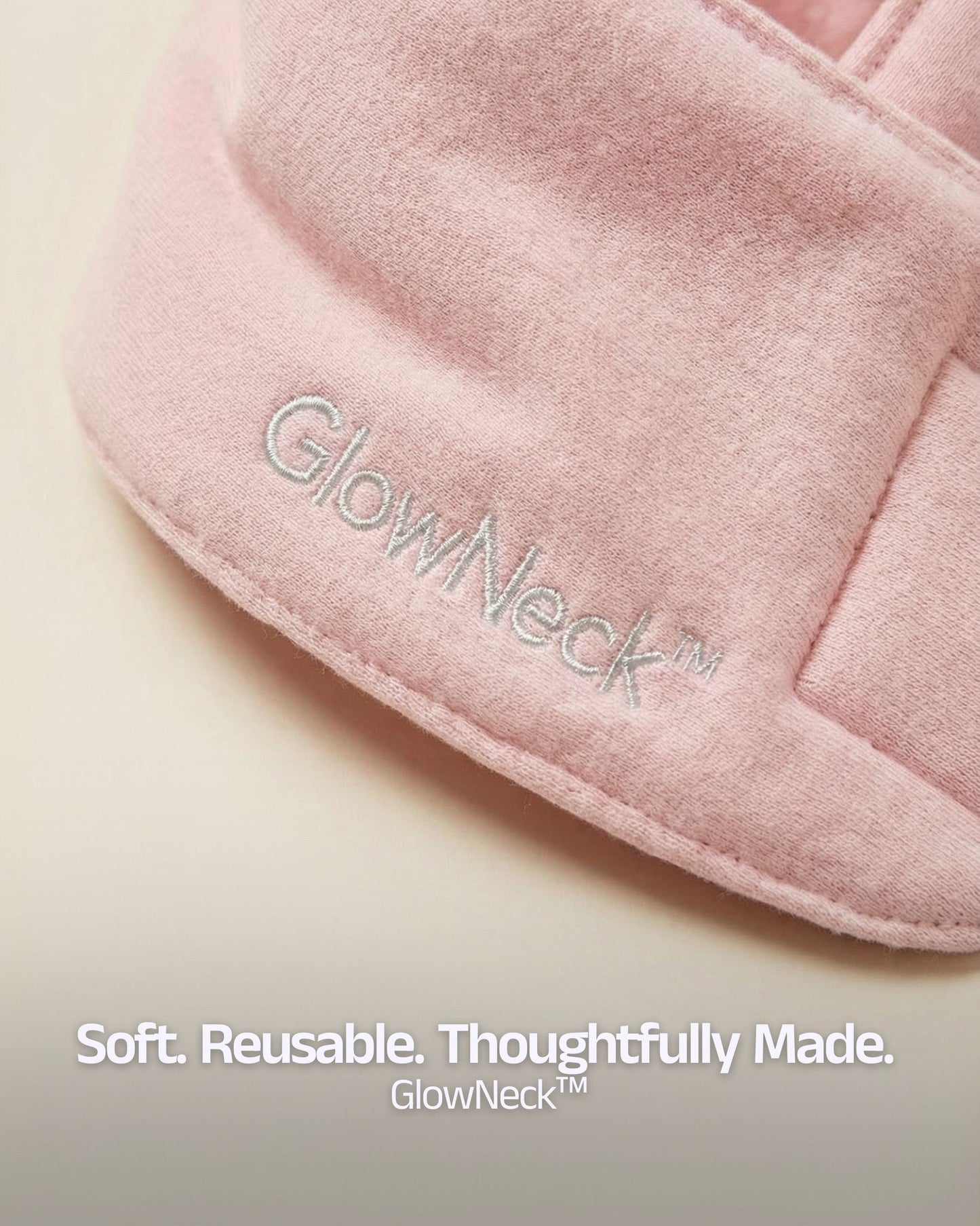 GlowNeck™ – Reusable Essential Oil Gel Neck Mask